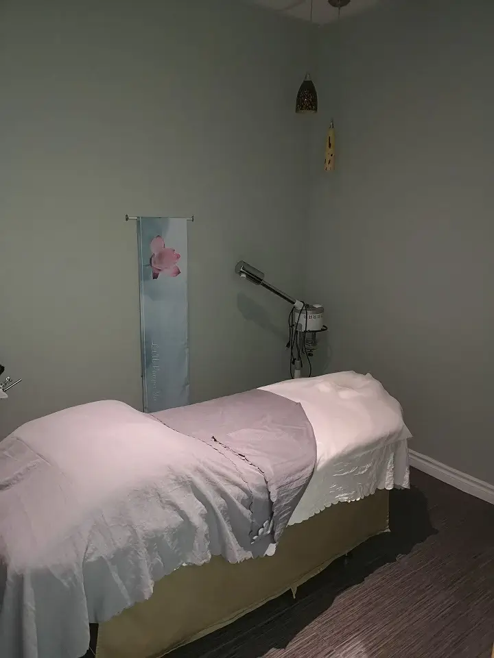 Be Pampered Spa - Appleby Facial Room
